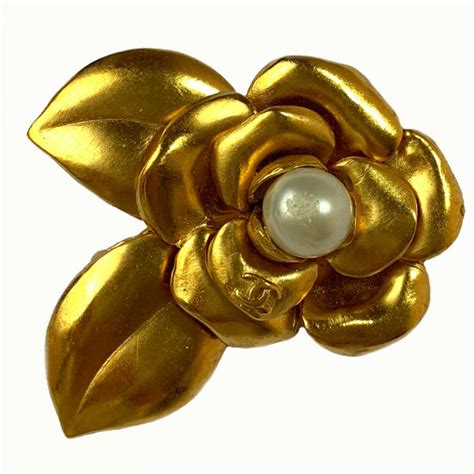 broche camellia chanel occasion|camelia brooches for women.